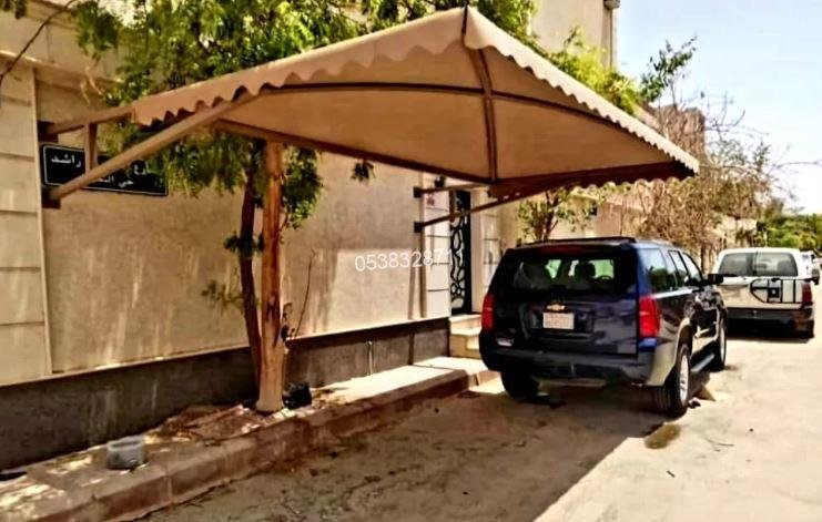 مظلات مودرن بأشكال أنيقة تناسب الحدائق والشرفات
